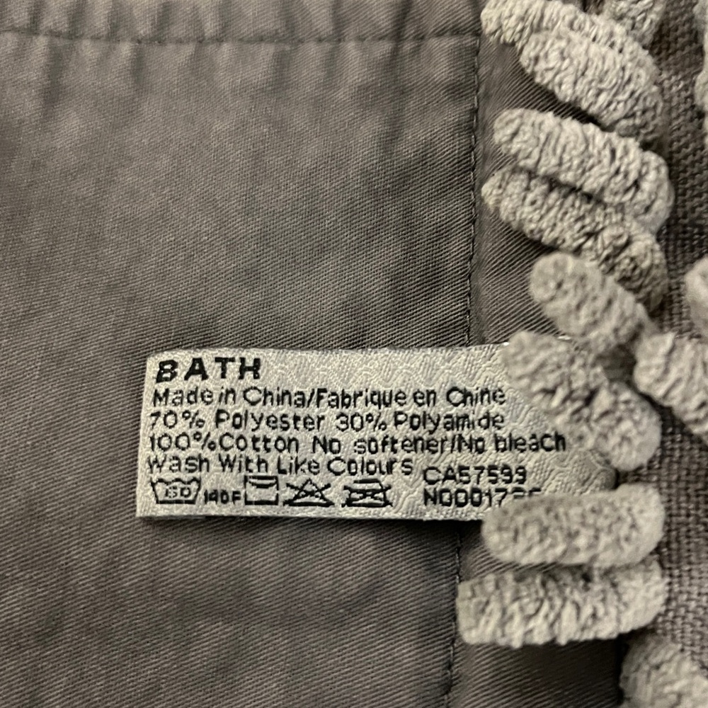 Norwex Chenille Hand Towel-graphite - Picture 3 of 4